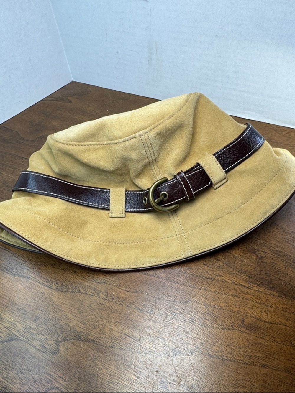 EUC Coach Suede Leather Tan Bucket Hat w/ Buckle, sz S/P